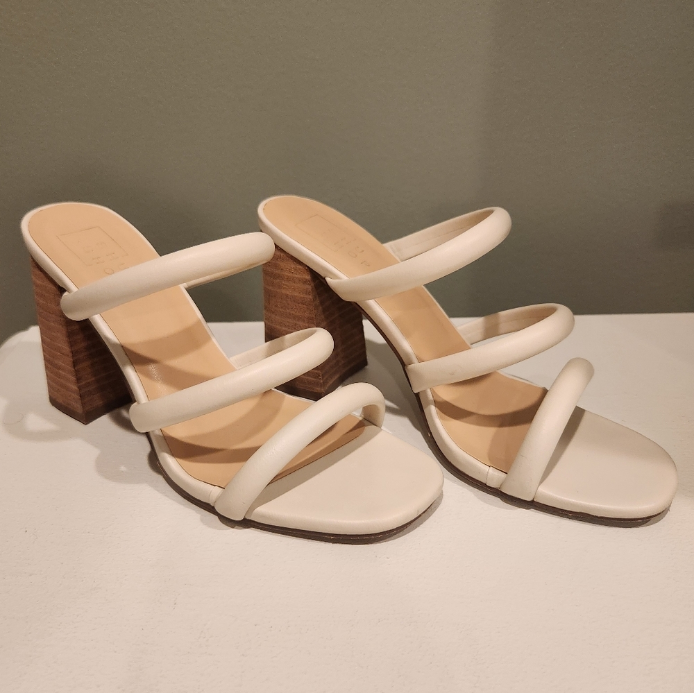 SHUSHOP HEELS color BONE  size 6.5